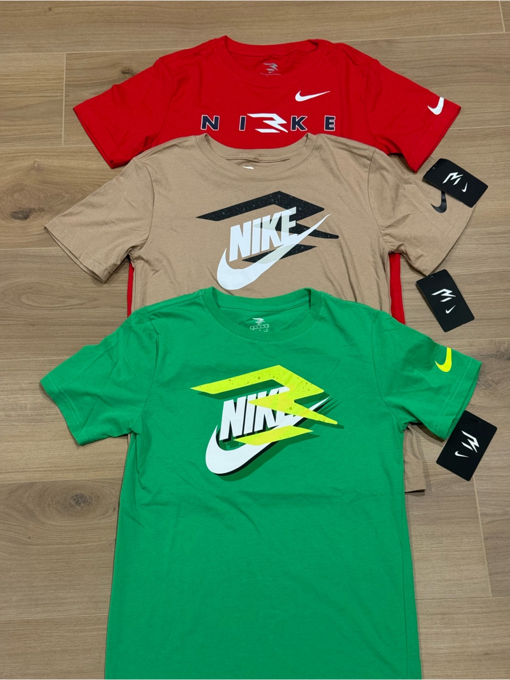 Nike Men's Red, Tan & Green Graphic Logo Tee Pack